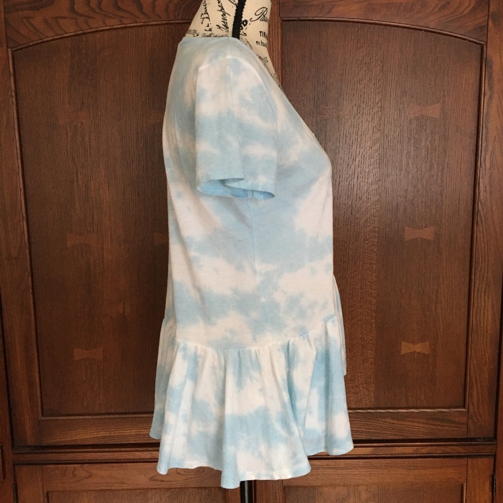 ❤️TIE DYED DAYDREAMER LA RUFFLE BOTTOM TEE T SHIRT CLOUDS - Picture 6 of 13